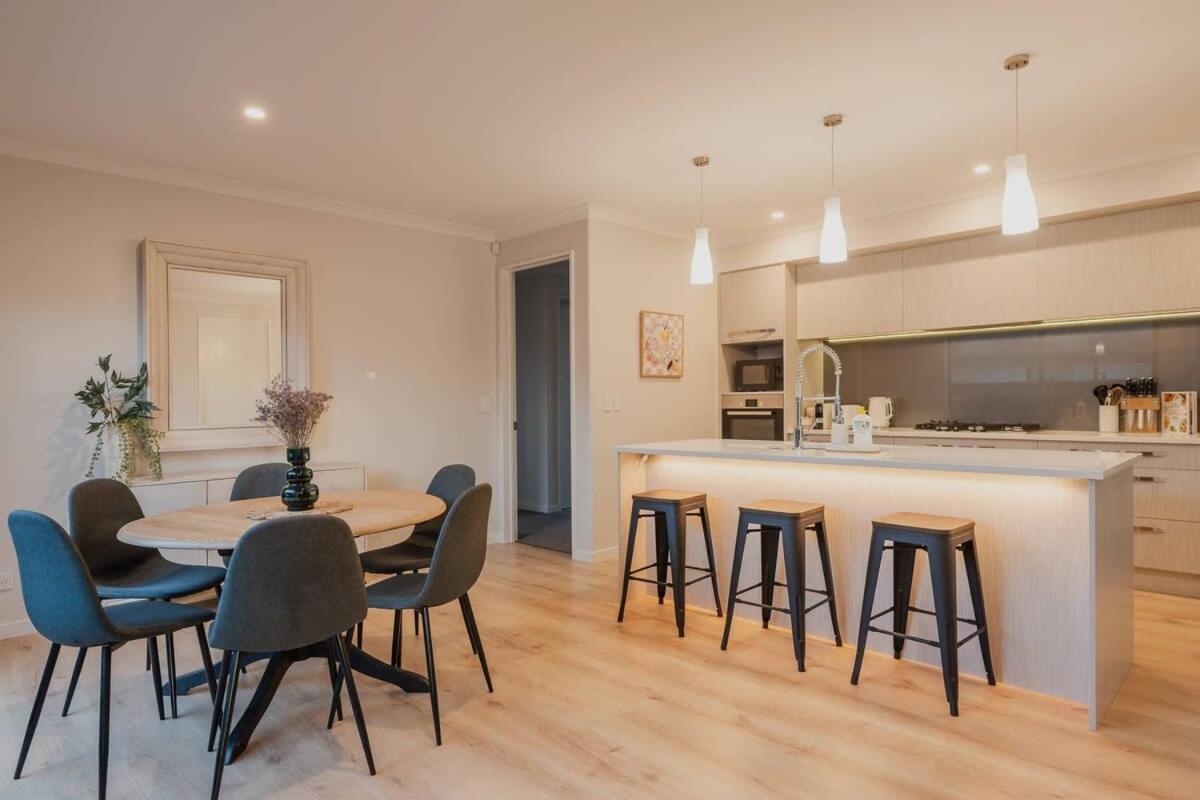 Elegant 3br On Mustang Avenue * Christchurch