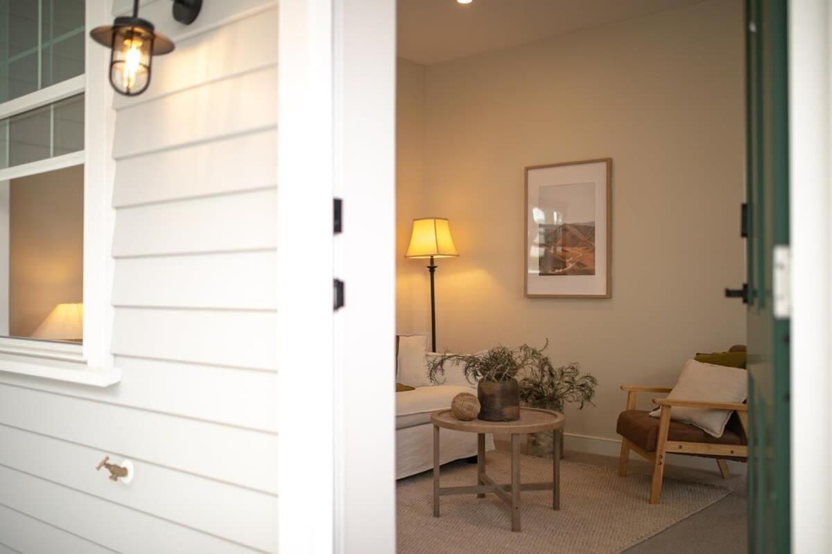 Parkside Heritage Retreat 3-bedroom Terrace Charm * Christchurch