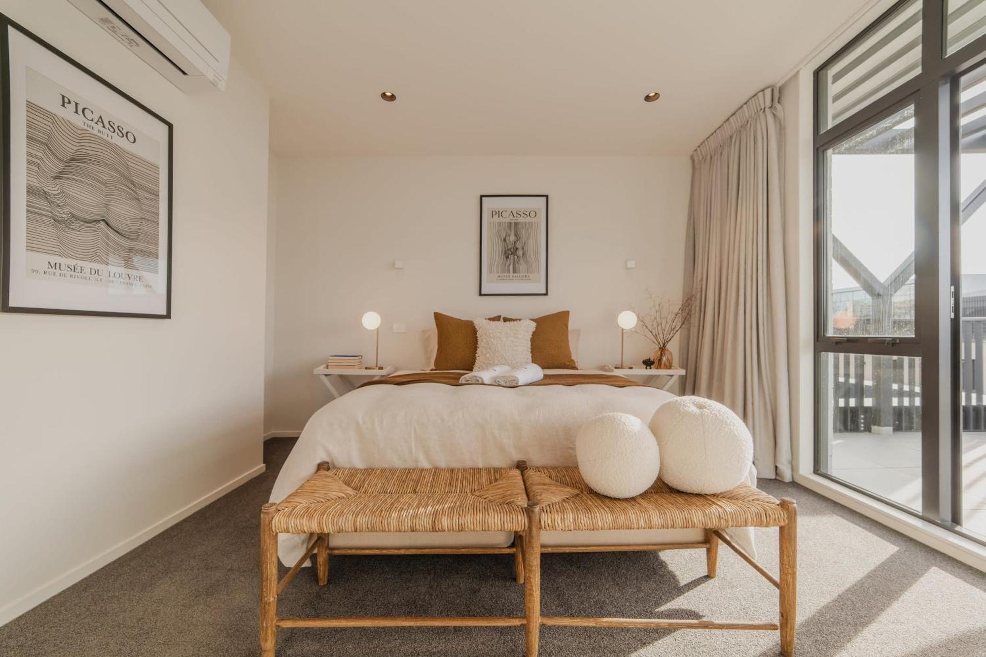 Chic And Contemporary Living At Cambridge Terrace Christchurch