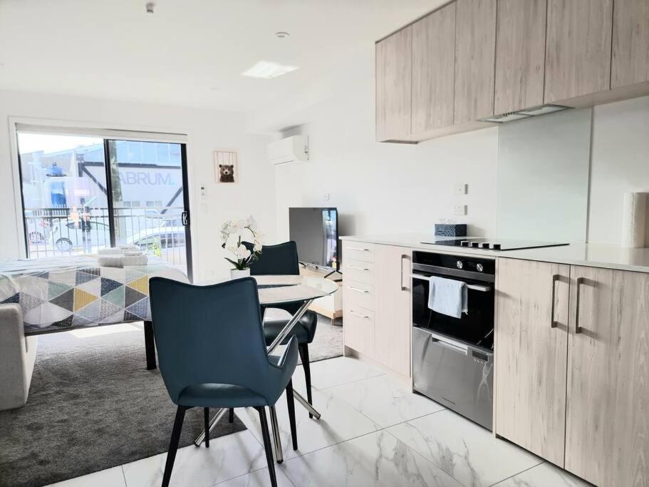 Sunny Cbd On Wilmer Apartment Christchurch