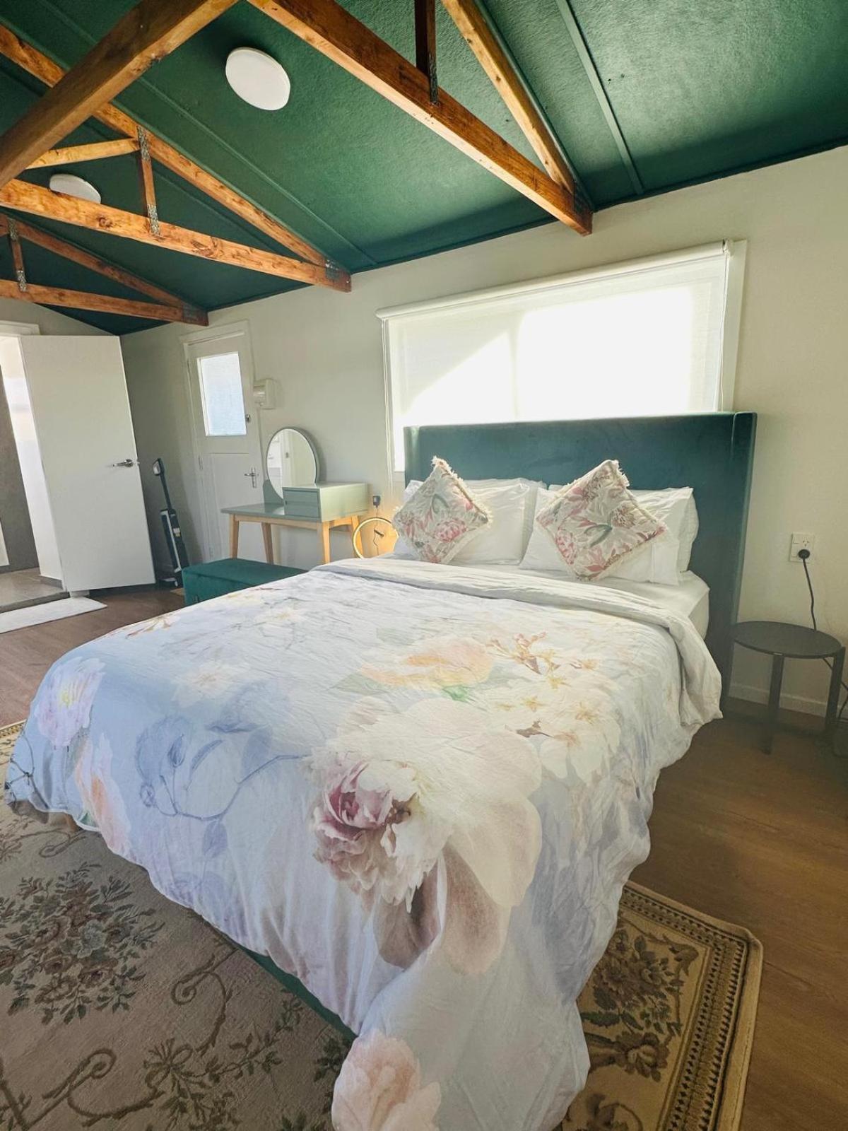 Cozy Fully Equipped Unit 12 Noon Check In Christchurch