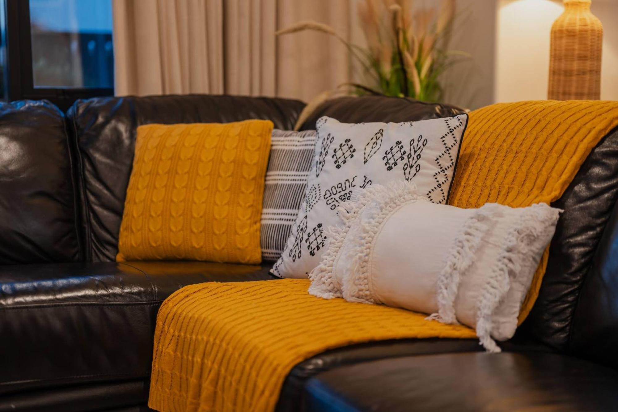 Sunlit Sanctuary With Private Patio In Wigram Holiday home Christchurch