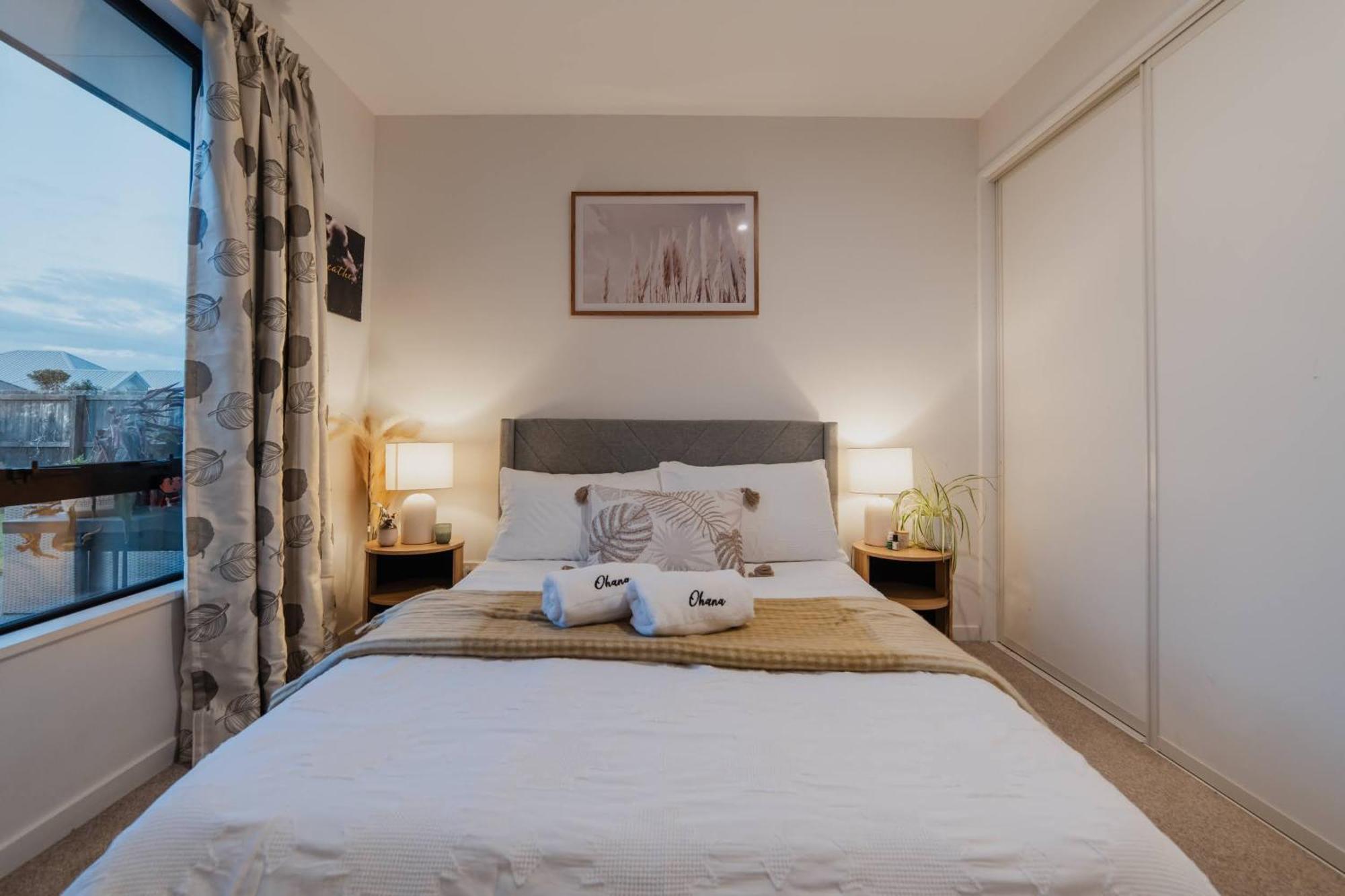 Holiday home Sunlit Sanctuary With Private Patio In Wigram