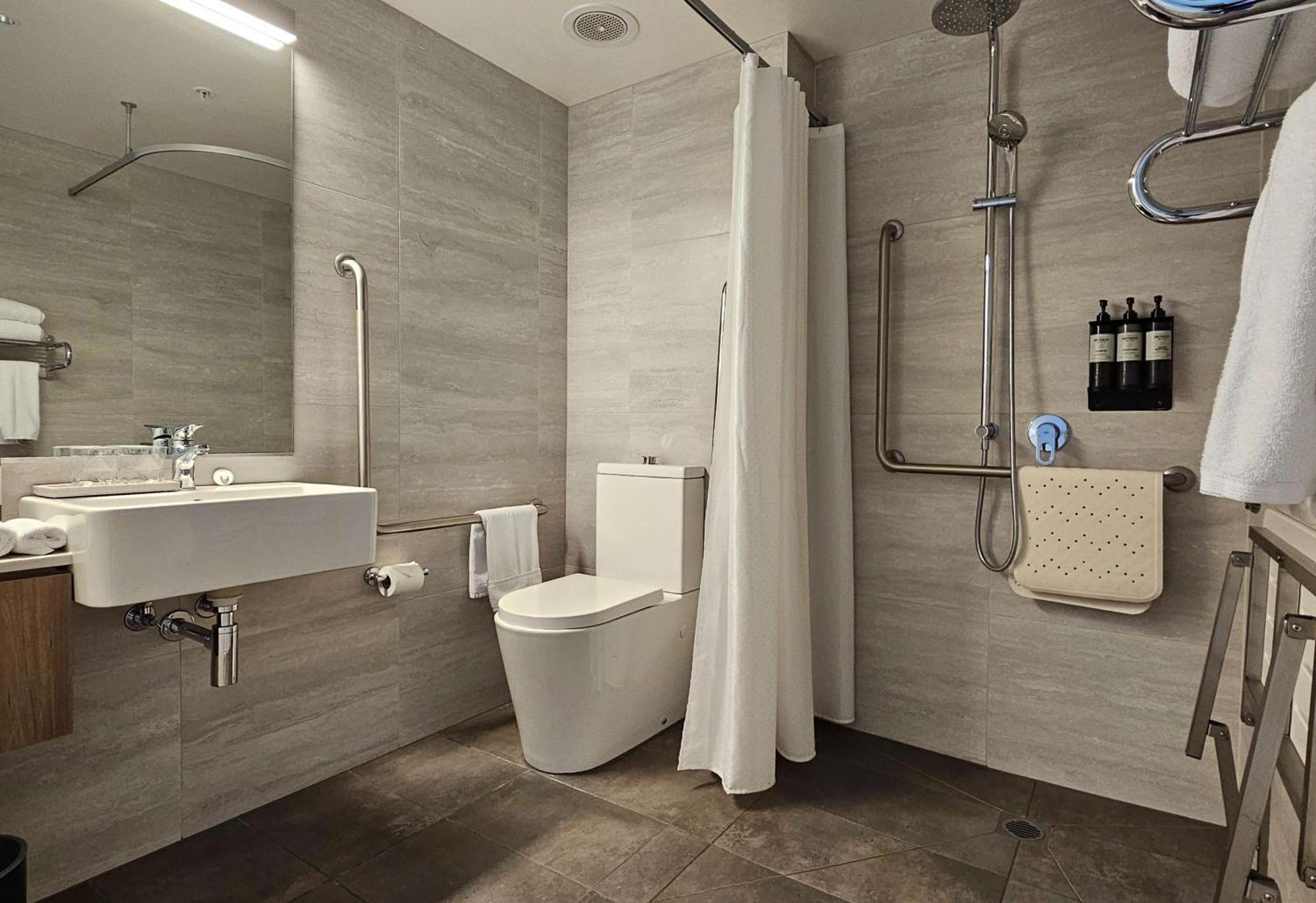 Sudima Hotel