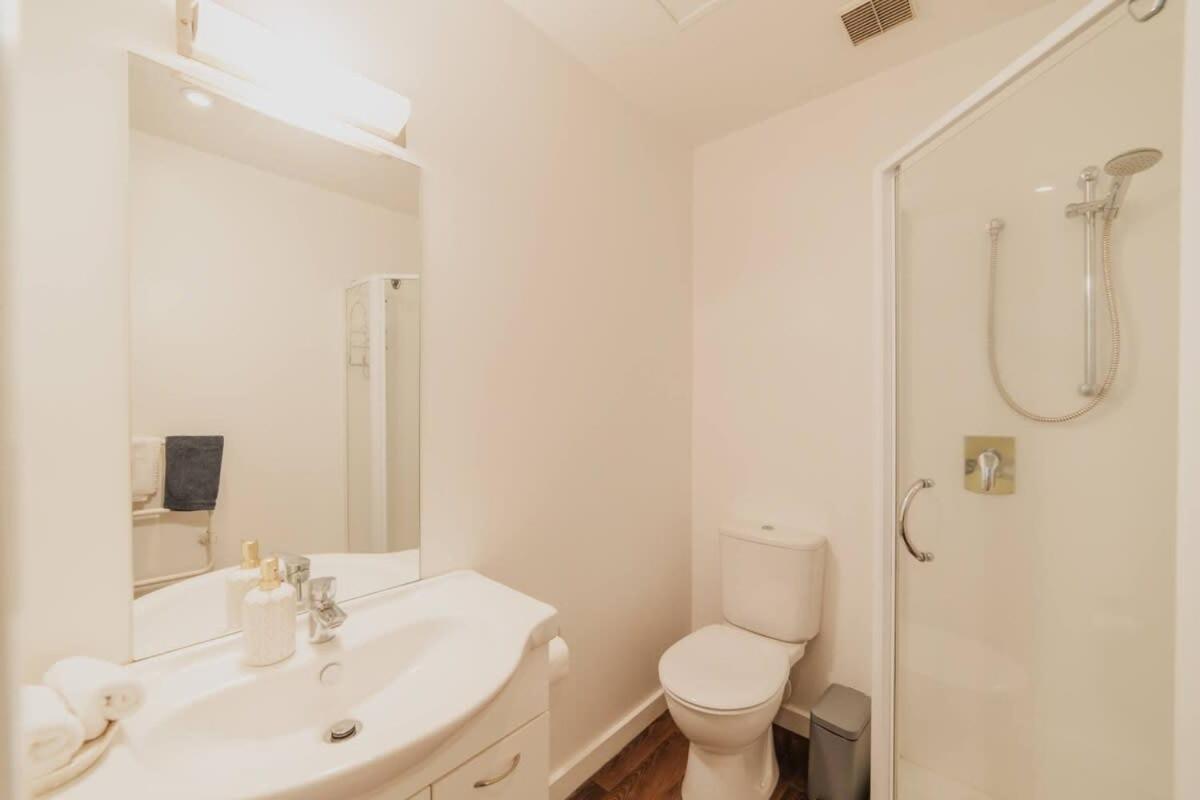 Apartment Linwood Luxe Your Elegant 1br Oasis On Cashel Christchurch
