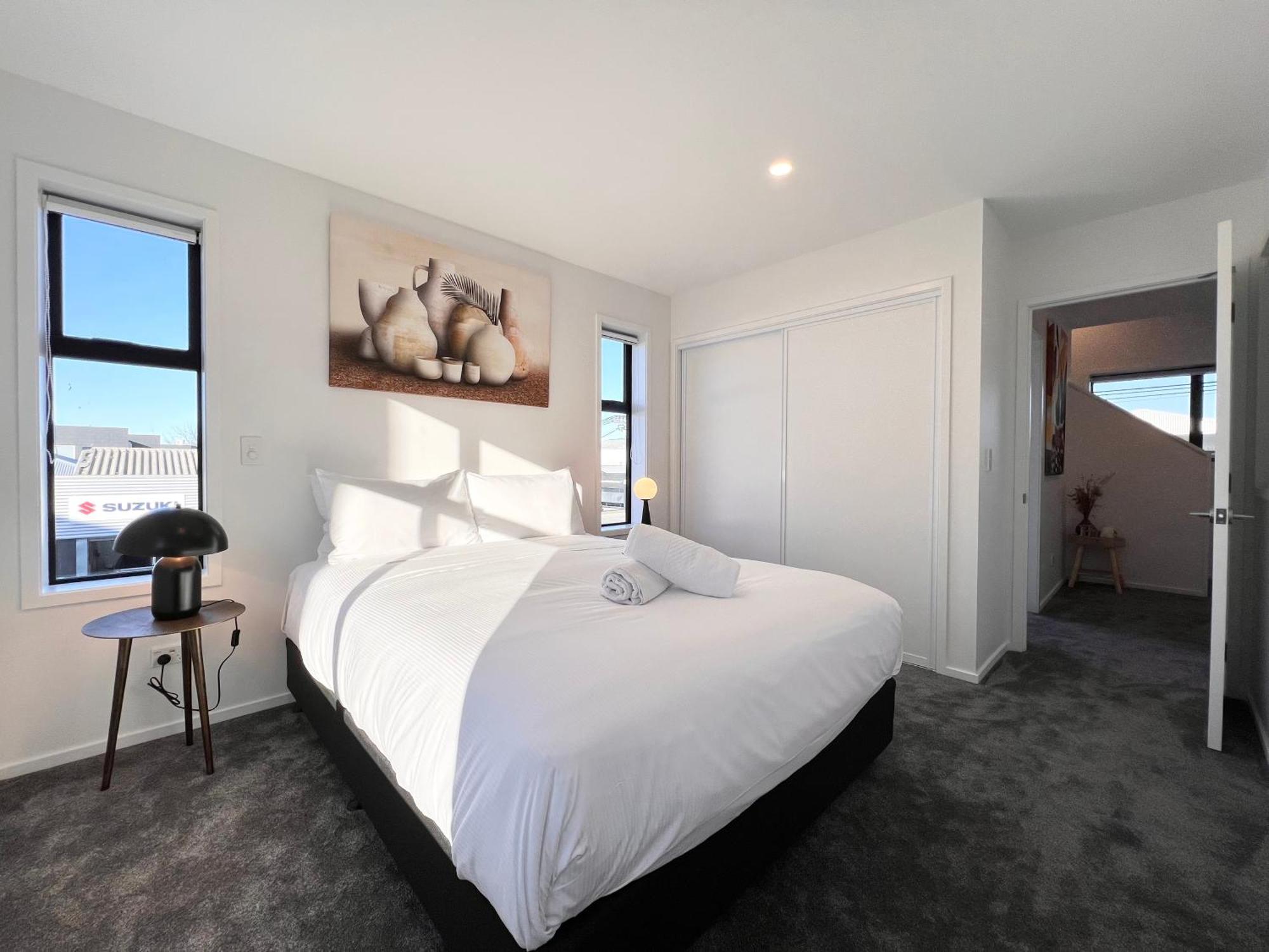 Apartment Incredible Luxury 3 Floors Townhouse High Ceiling Christchurch