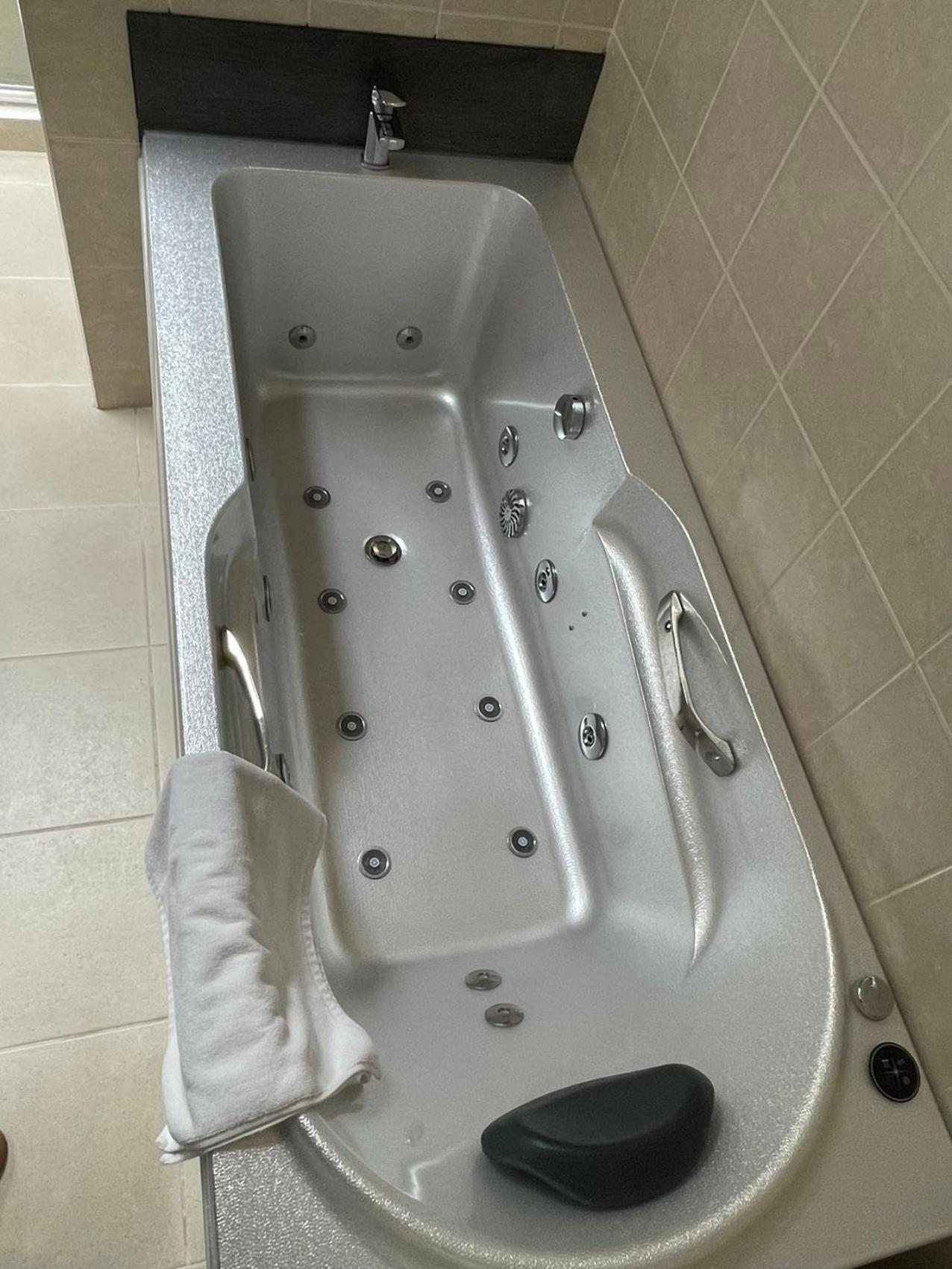 Motel Alpha 4*