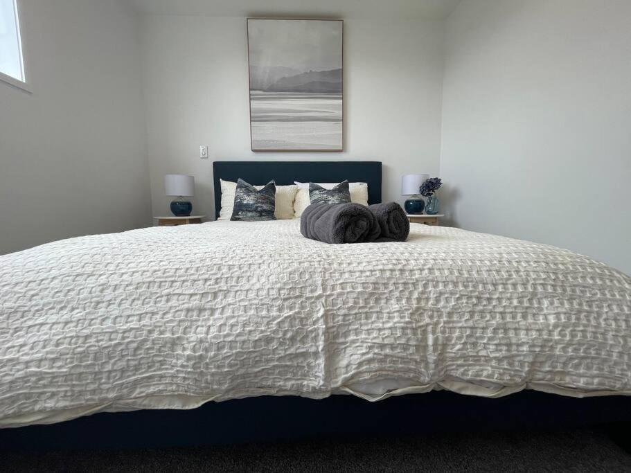 Parkside Retreat - 3 Beds -sleeps 6 Near Westfield Christchurch