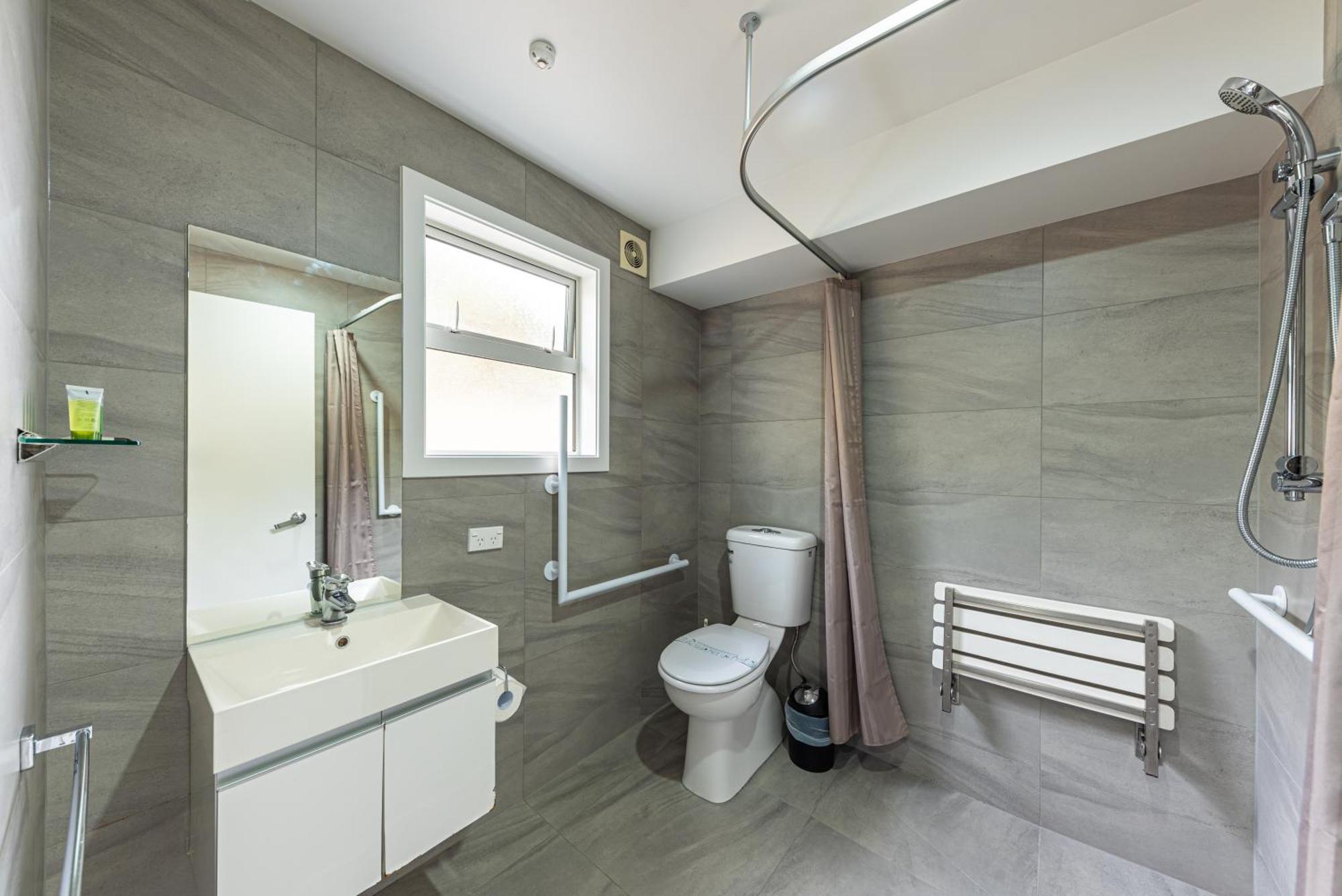 315 Riccarton
