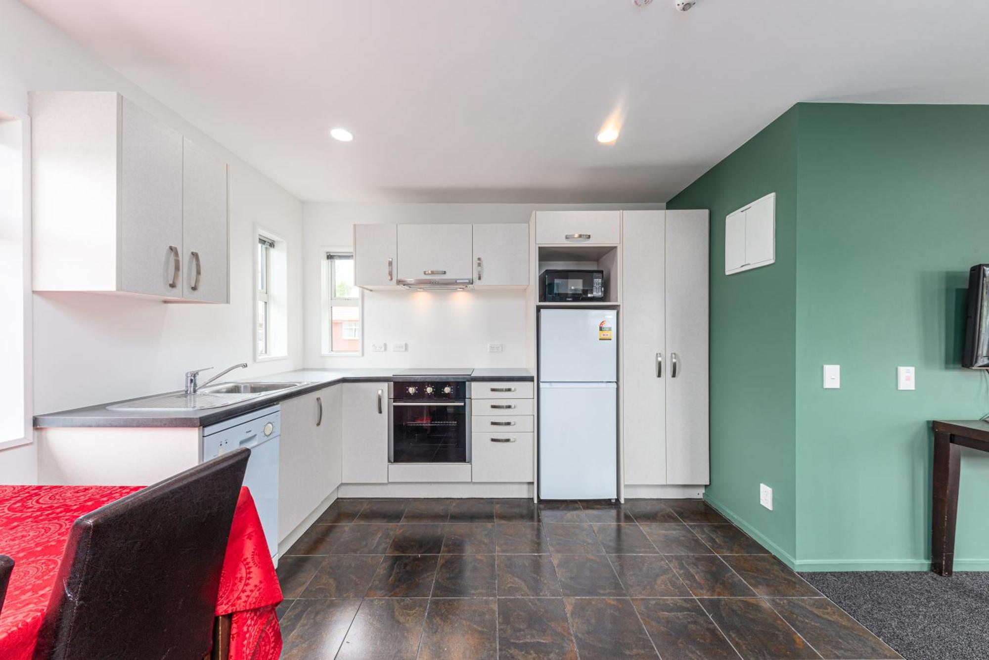 315 Riccarton 4* Christchurch