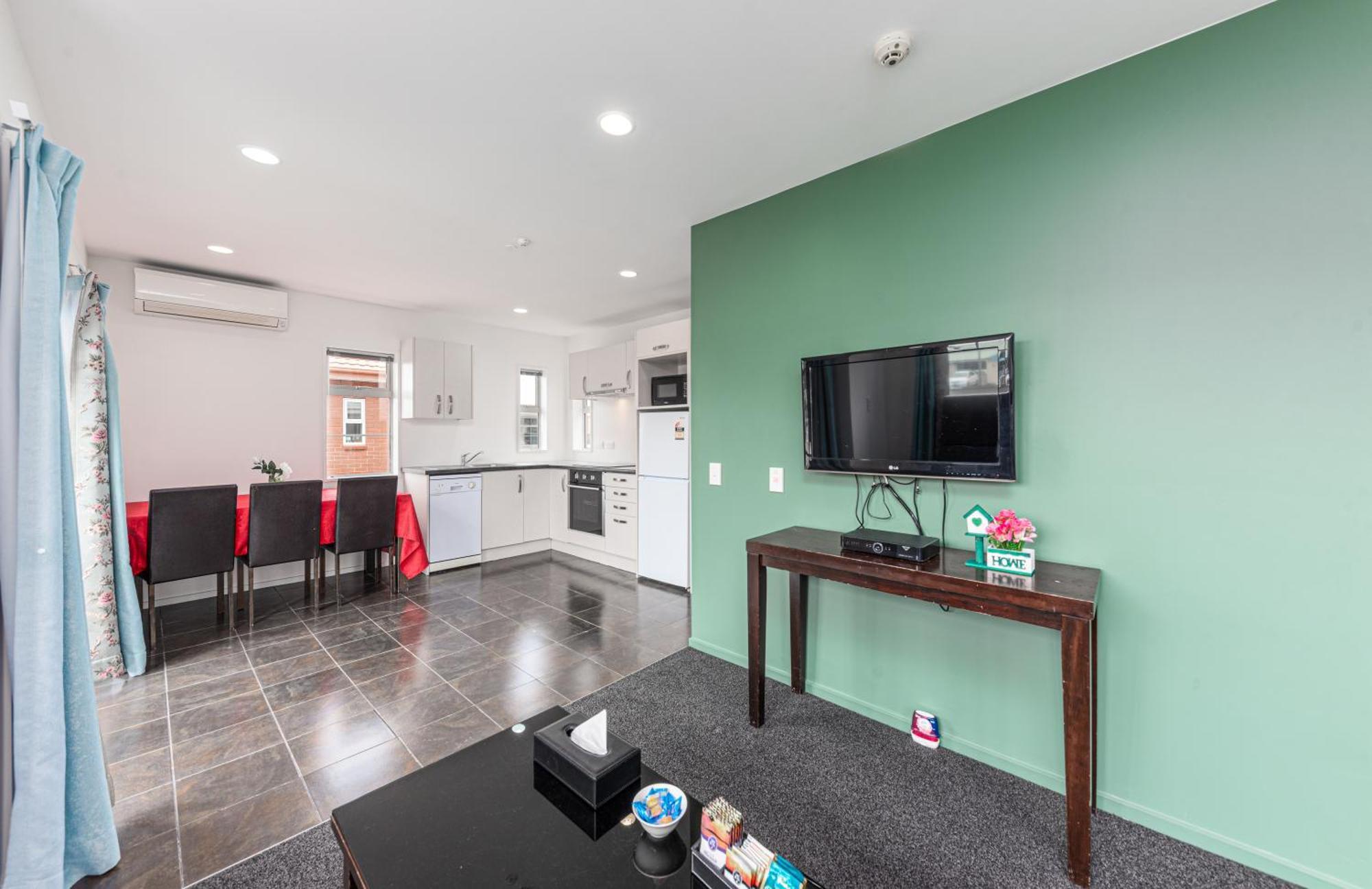 315 Riccarton Motel