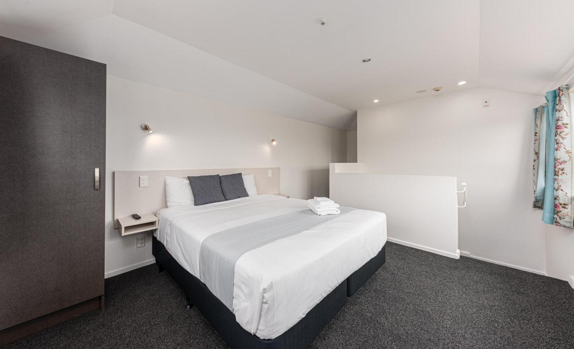 315 Riccarton Motel 4*
