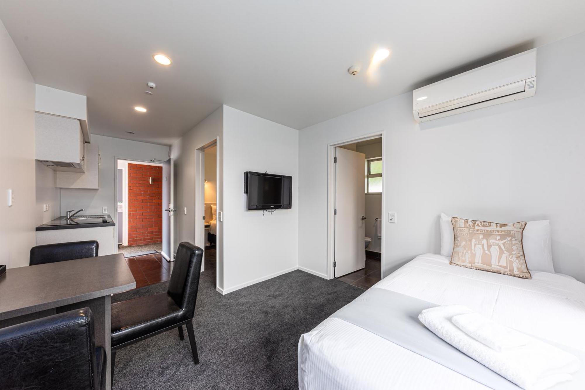 315 Riccarton 4* Christchurch