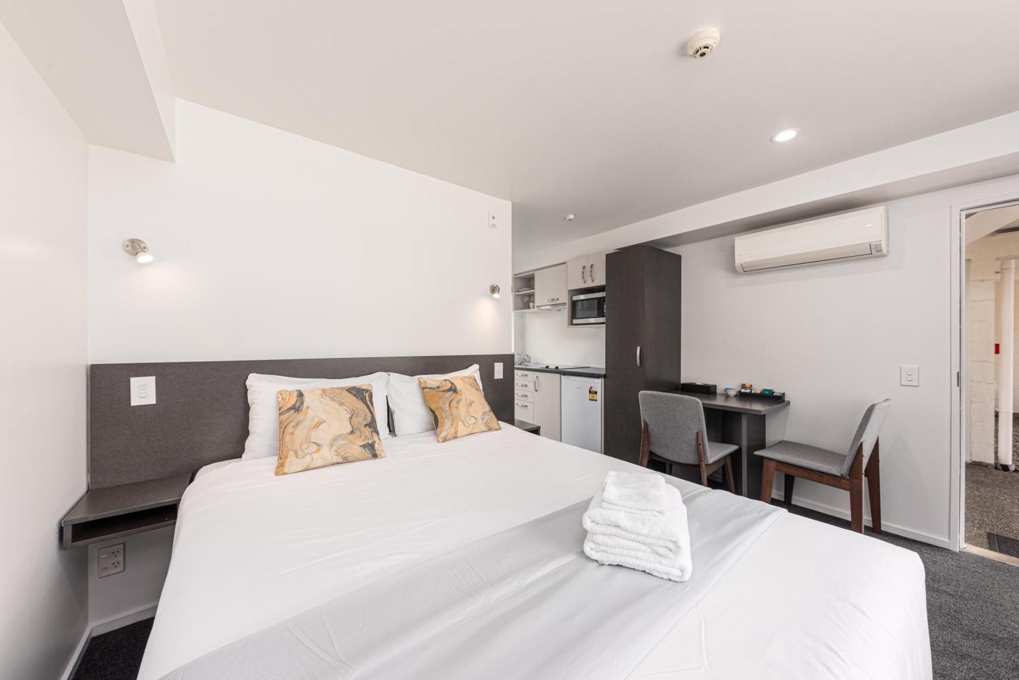 315 Riccarton