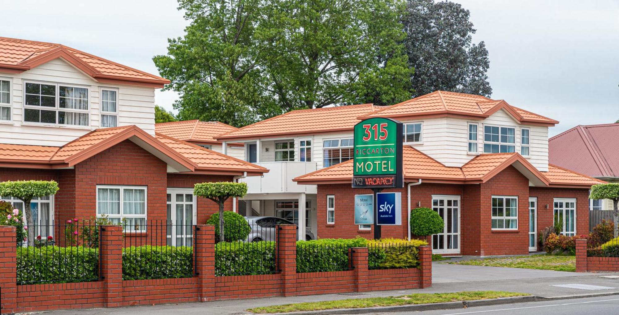 315 Riccarton Motel 4*