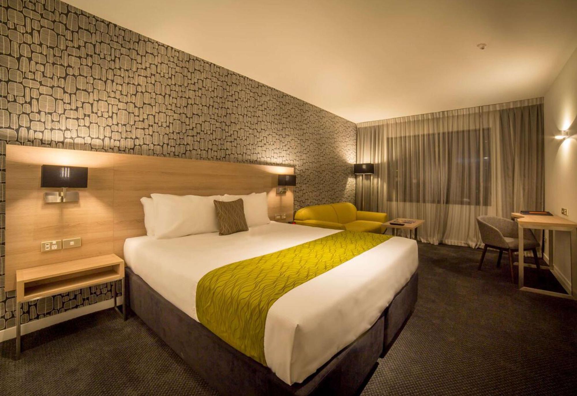 Sudima Airport Hotel 4*