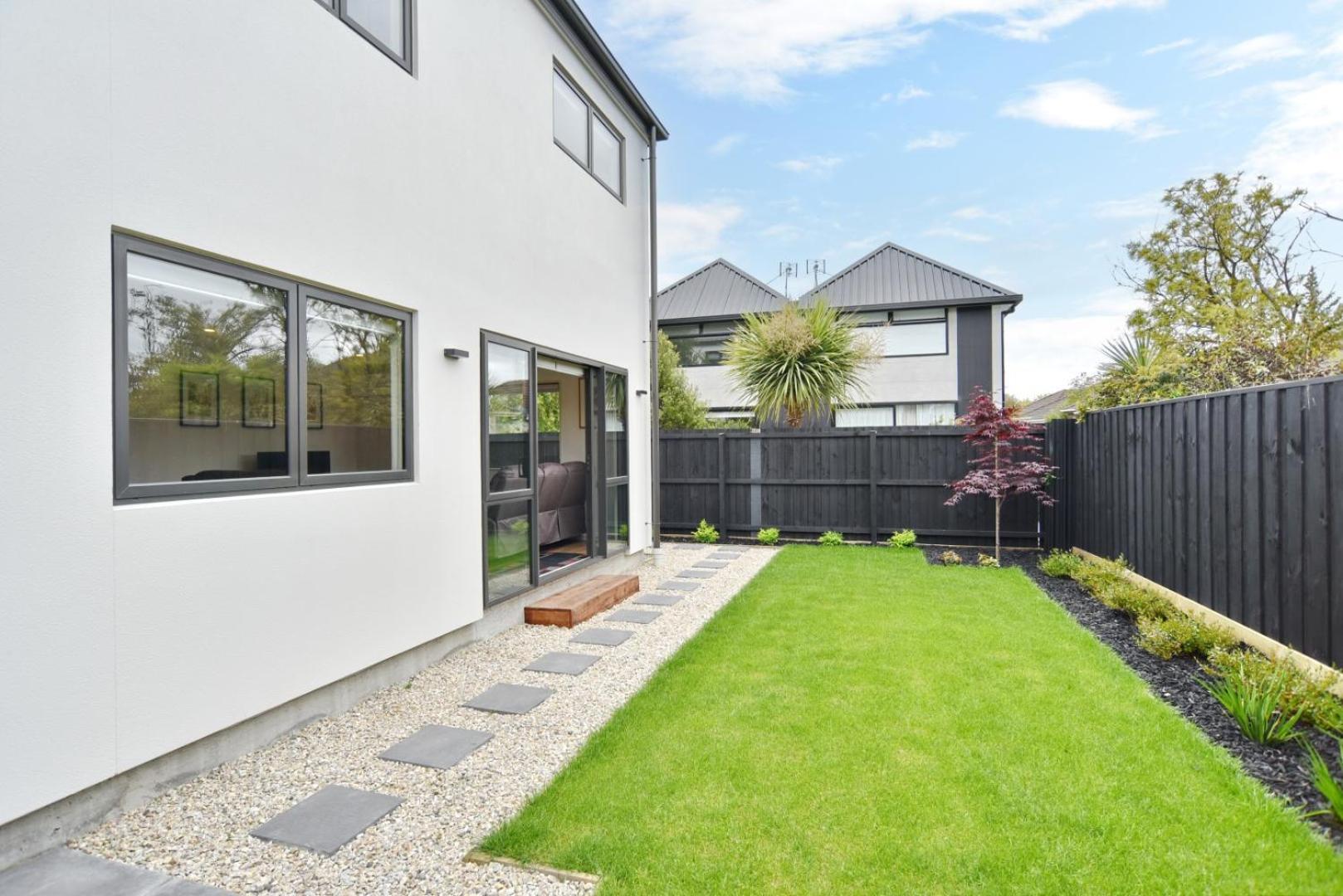 Broadbent Townhouse - Homes * Christchurch