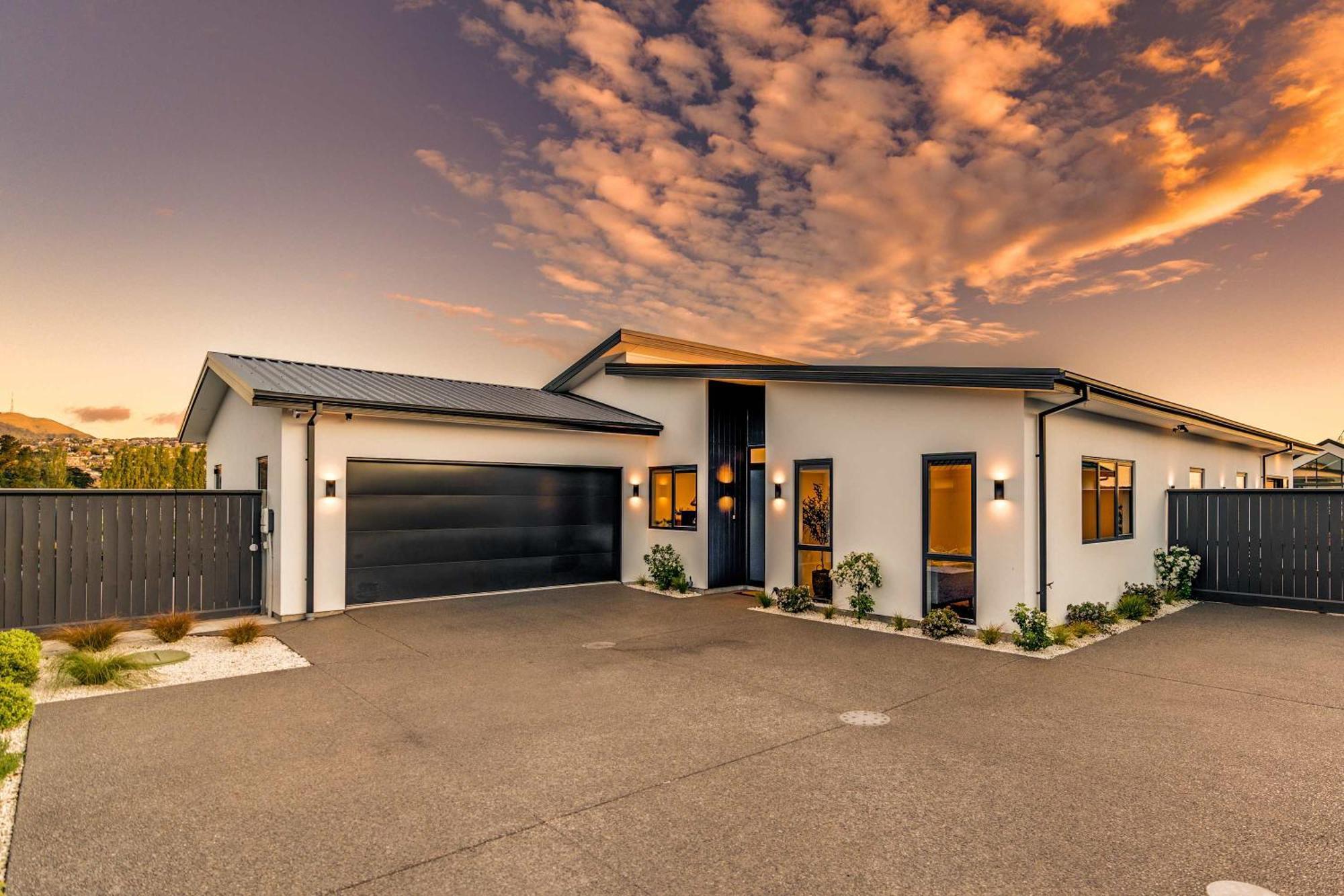 5-bed Luxury Living At It's Finest That Sleeps 10