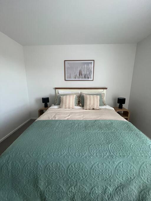 Holiday home Luxury And Serene 2 Bed Near Cbd With Parking