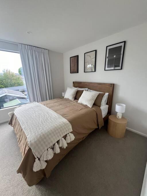 Luxury And Serene 2 Bed Near Cbd With Parking Holiday home *