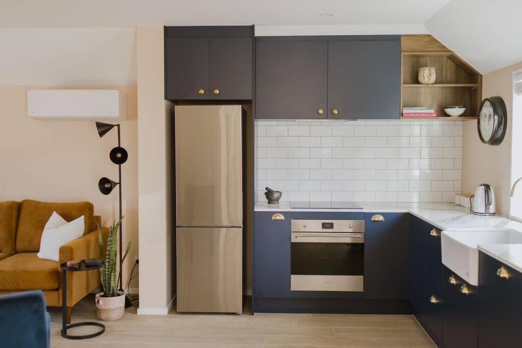 Apartment Charming City Central Coach House