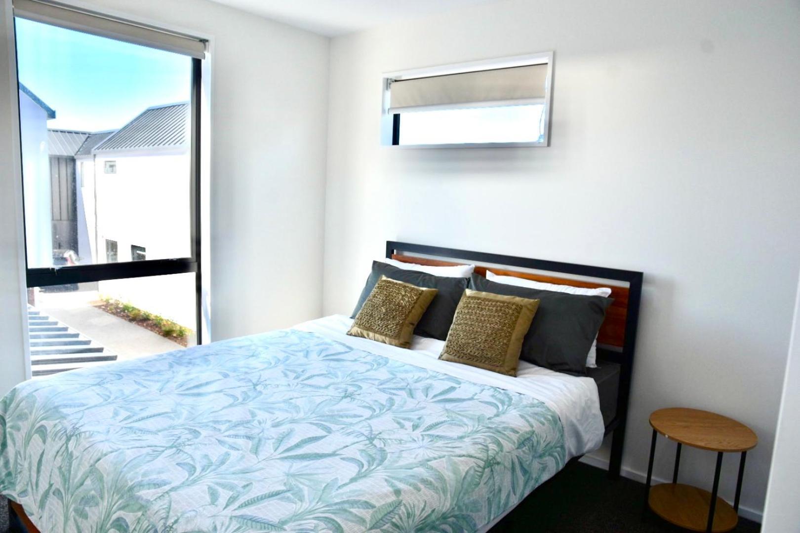 Brand New Close To Cbd 3 Bed 3 Bath With Garage Villa Christchurch