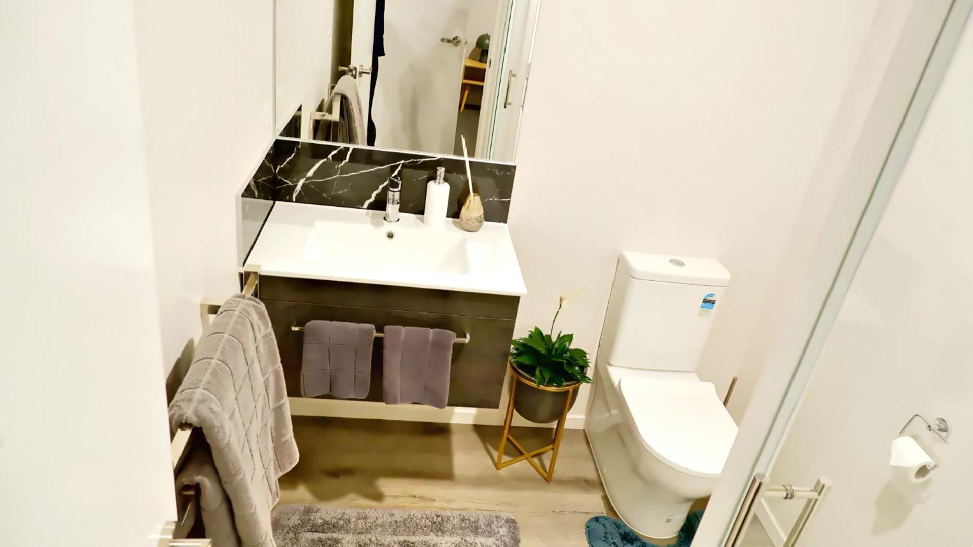 Modern With 2 Ensuites Only 17 Minutes To And Chc Airport Holiday home