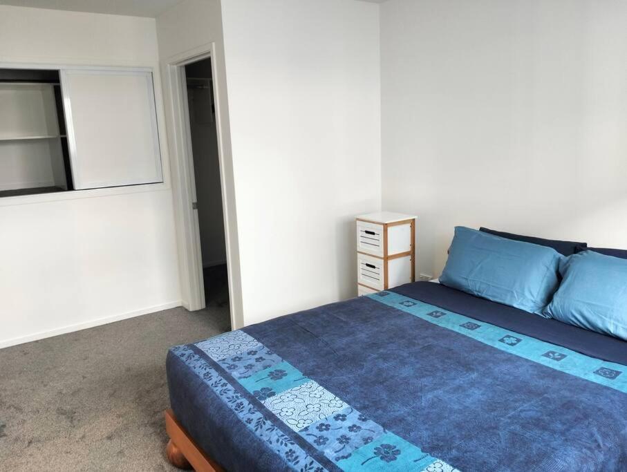 Cozy 2 Bed Cbd Retreat By Latimer Square