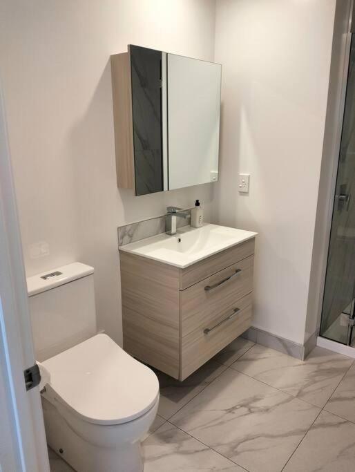 Cozy 2 Bed Cbd Retreat By Latimer Square * Christchurch