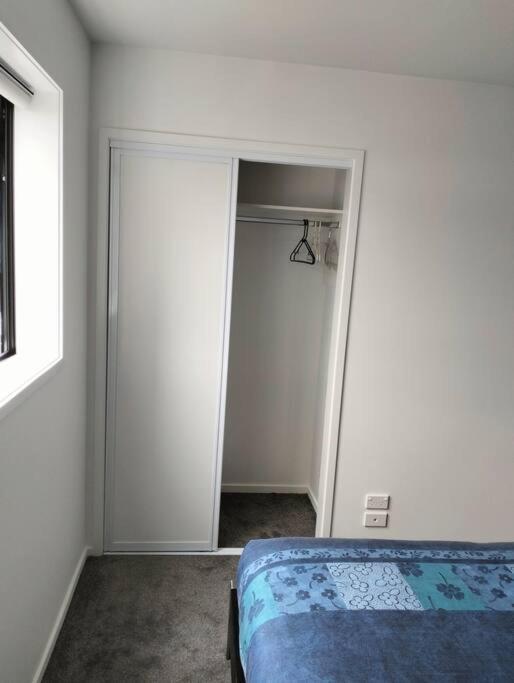 Cozy 2 Bed Cbd Retreat By Latimer Square *
