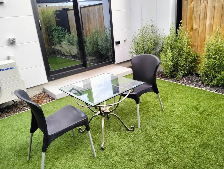 Cozy 2 Bed Cbd Retreat By Latimer Square Christchurch