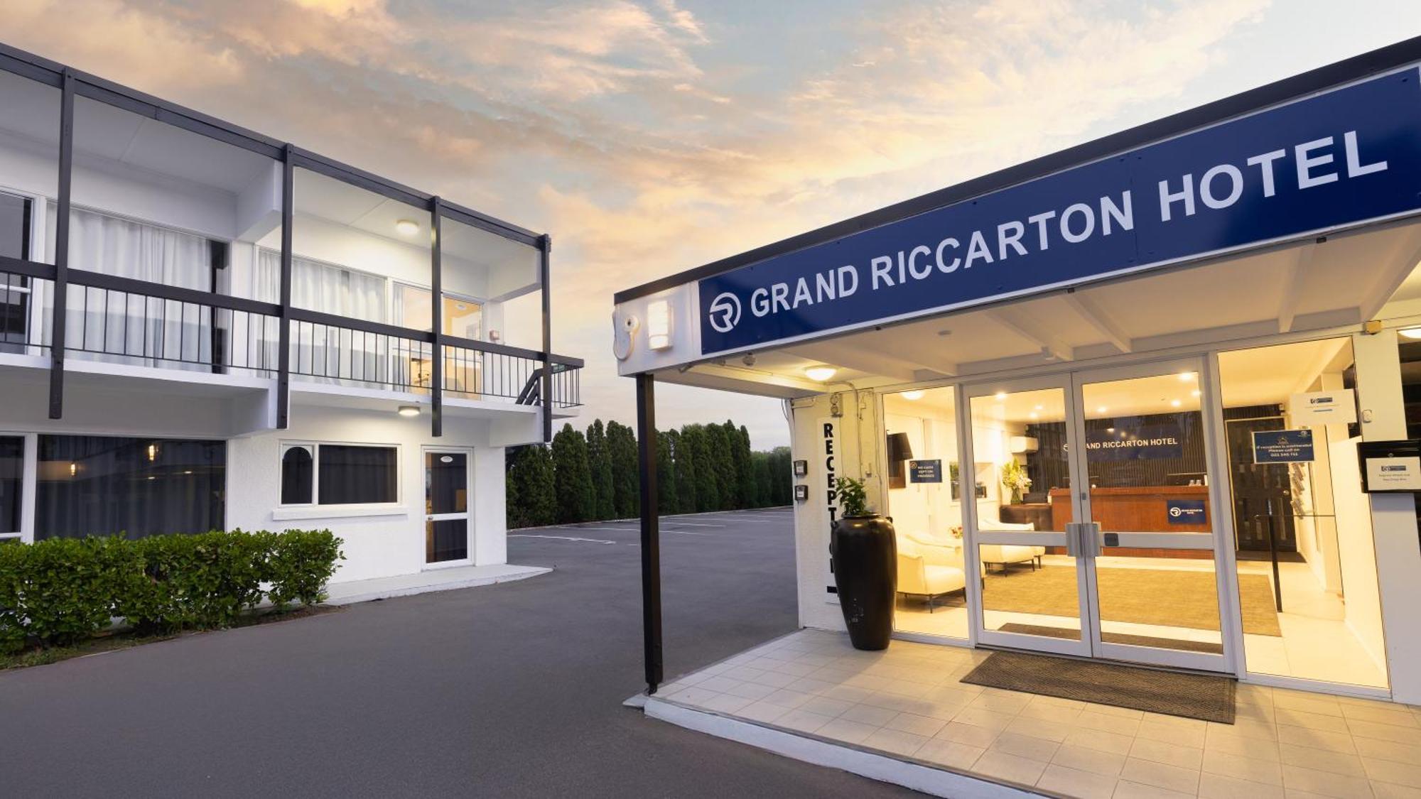Grand Riccarton 4*