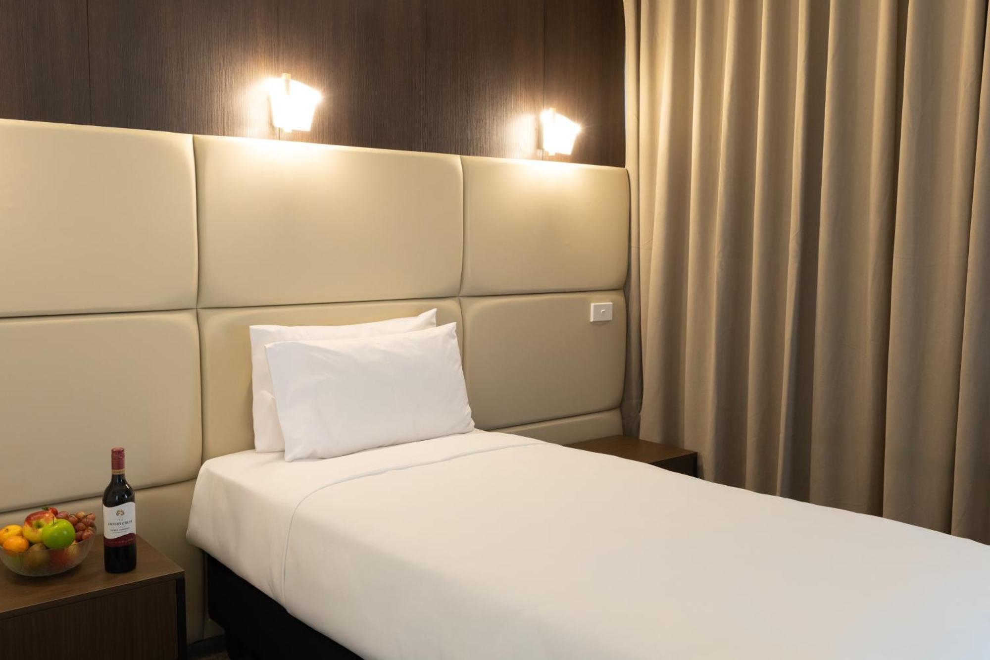 Grand Riccarton Hotel