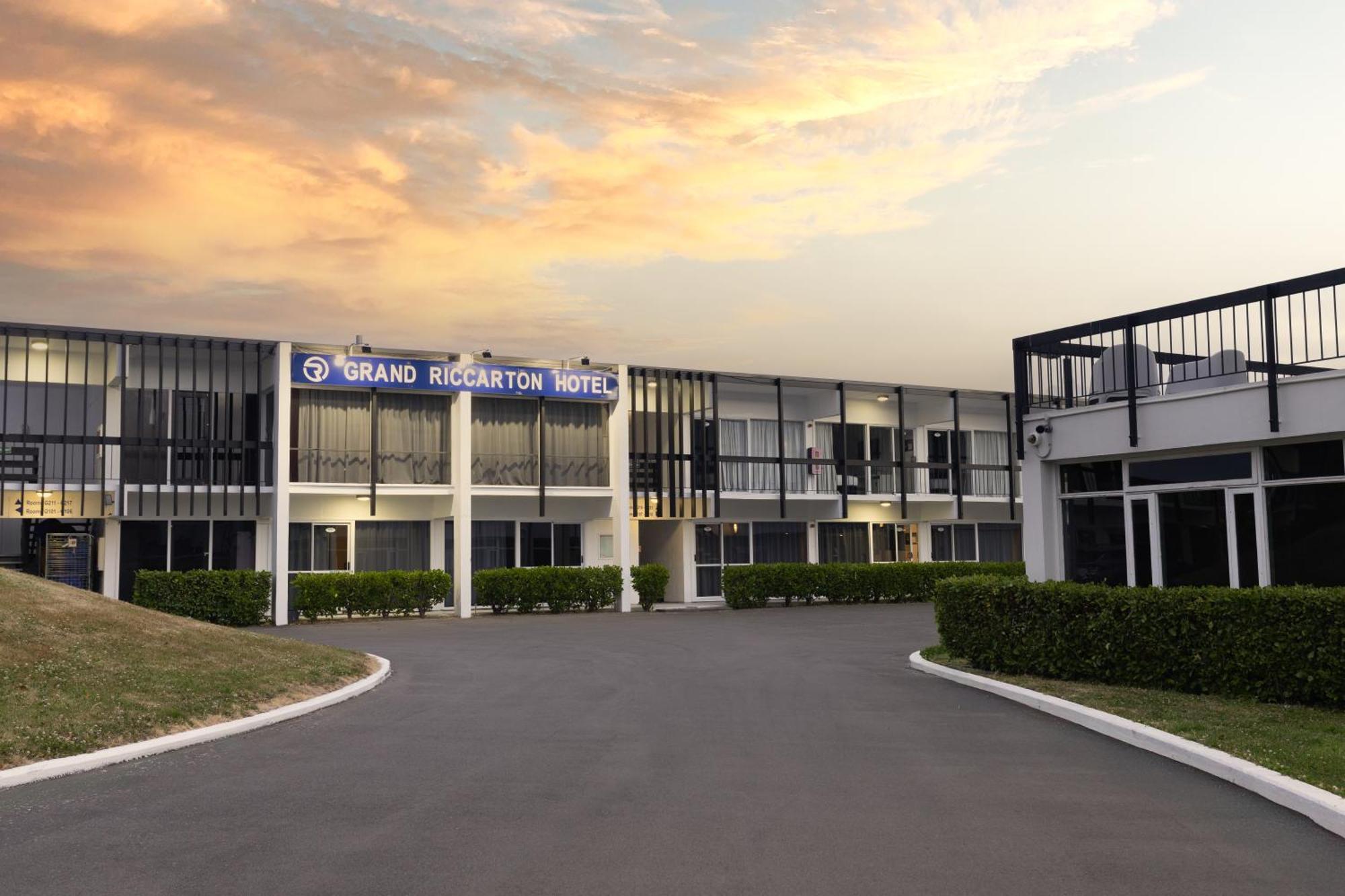 Grand Riccarton Hotel