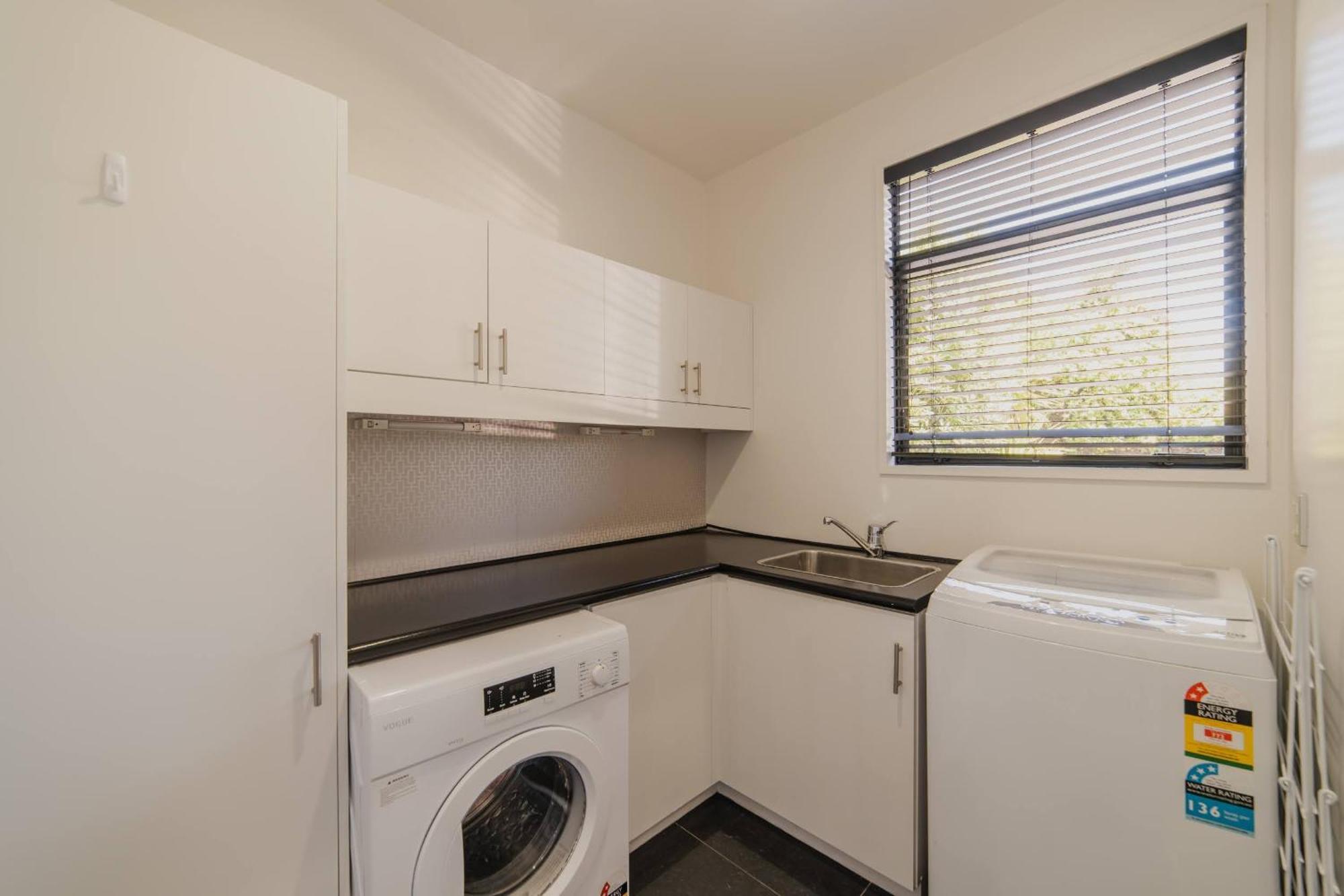 Million Dollar Views - Sleeps 12 Christchurch