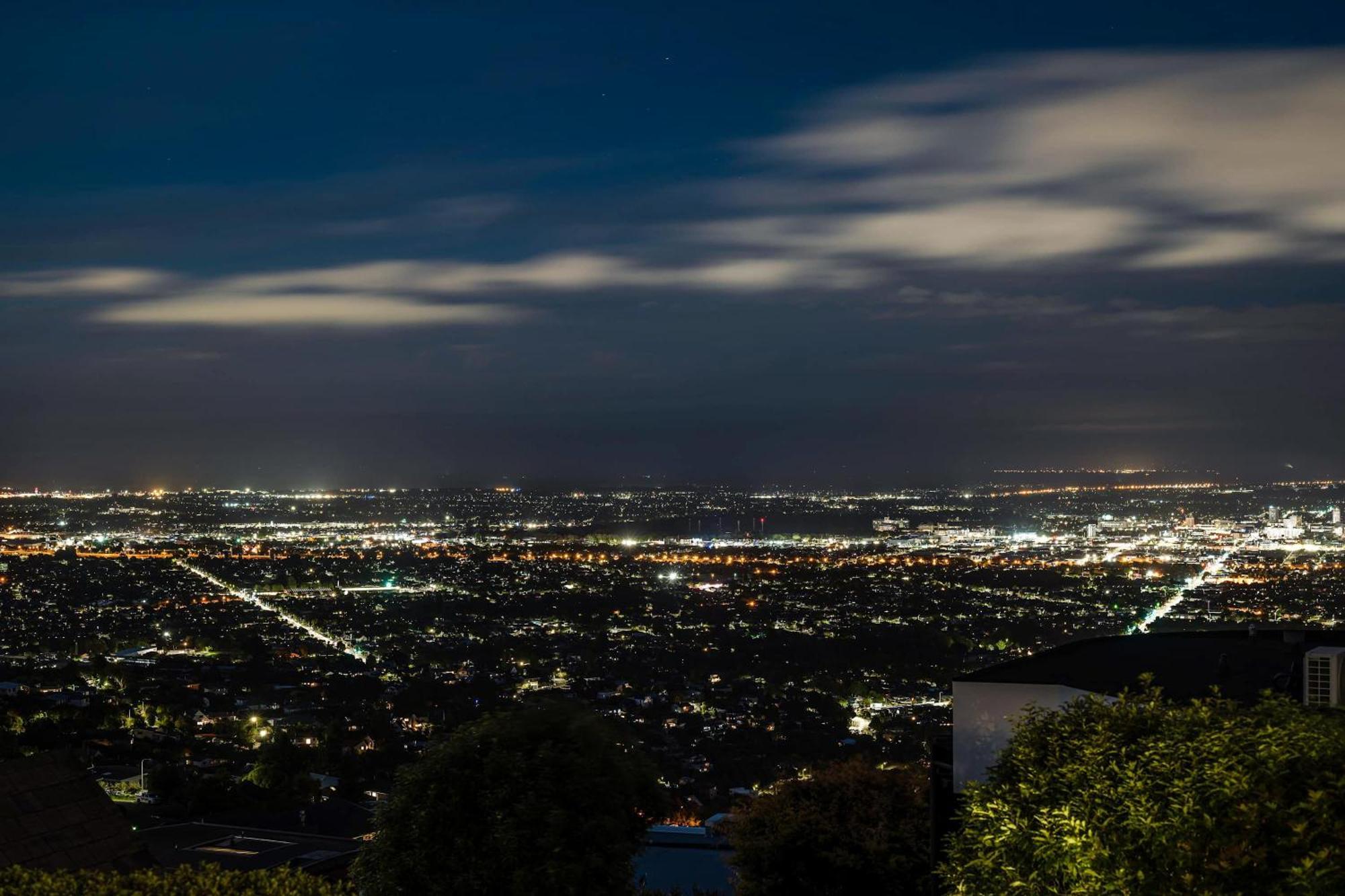 Million Dollar Views - Sleeps 12 Holiday home Christchurch