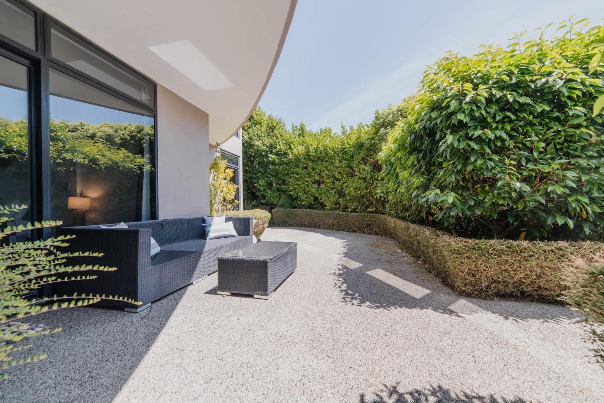 Million Dollar Views - Sleeps 12 Holiday home Christchurch