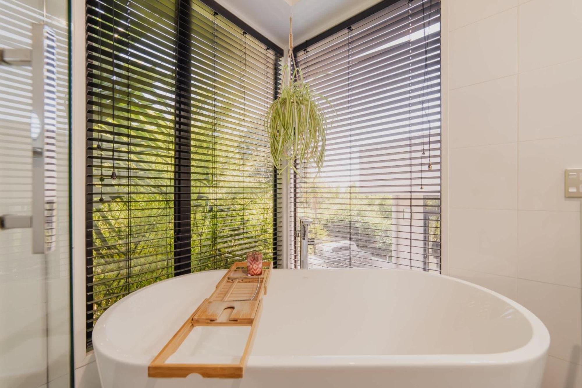 Holiday home Million Dollar Views - Sleeps 12