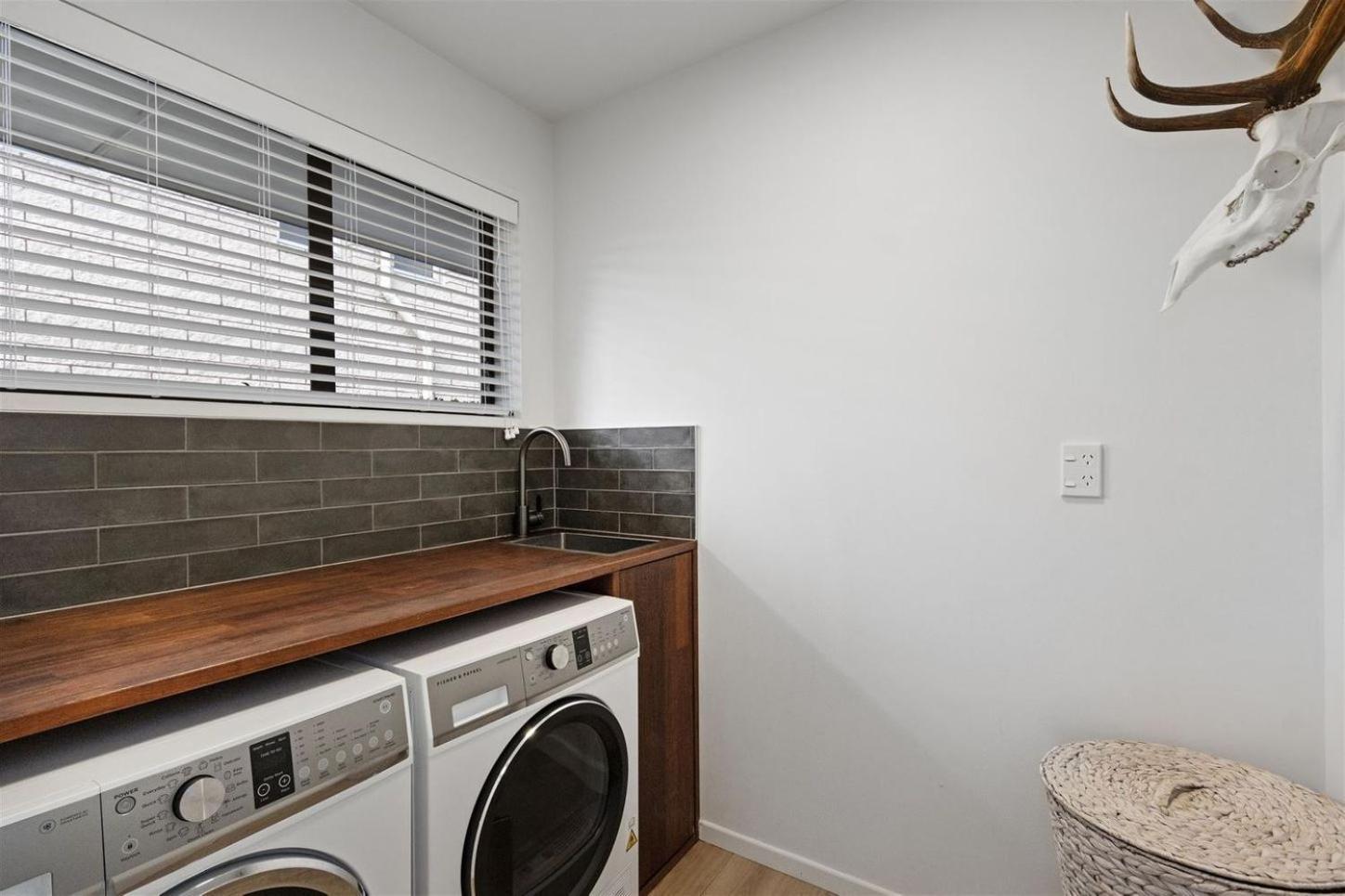 Bed & Breakfast Mordern Stopby Near Airport *