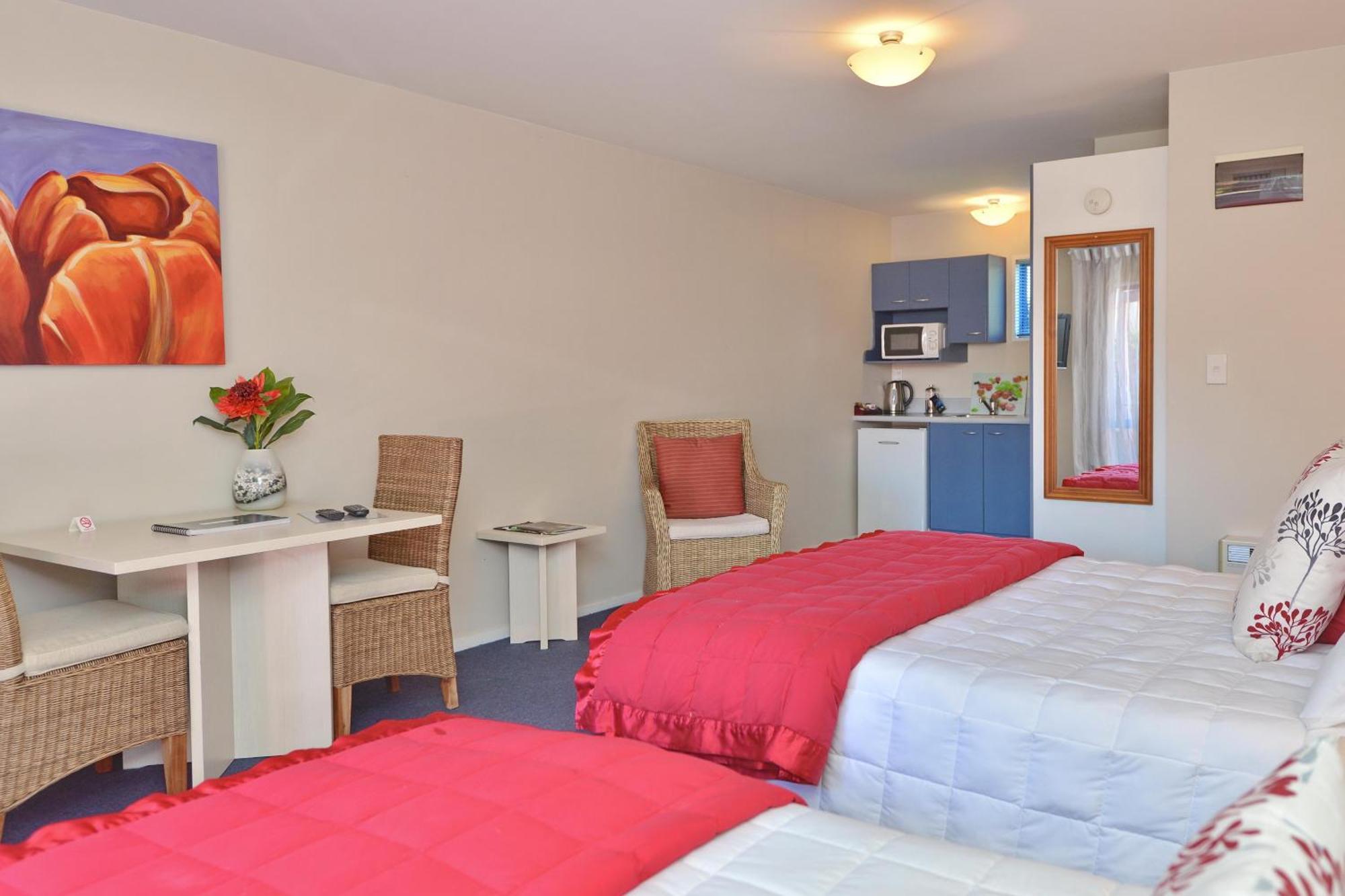 Addington Court Motel 4*