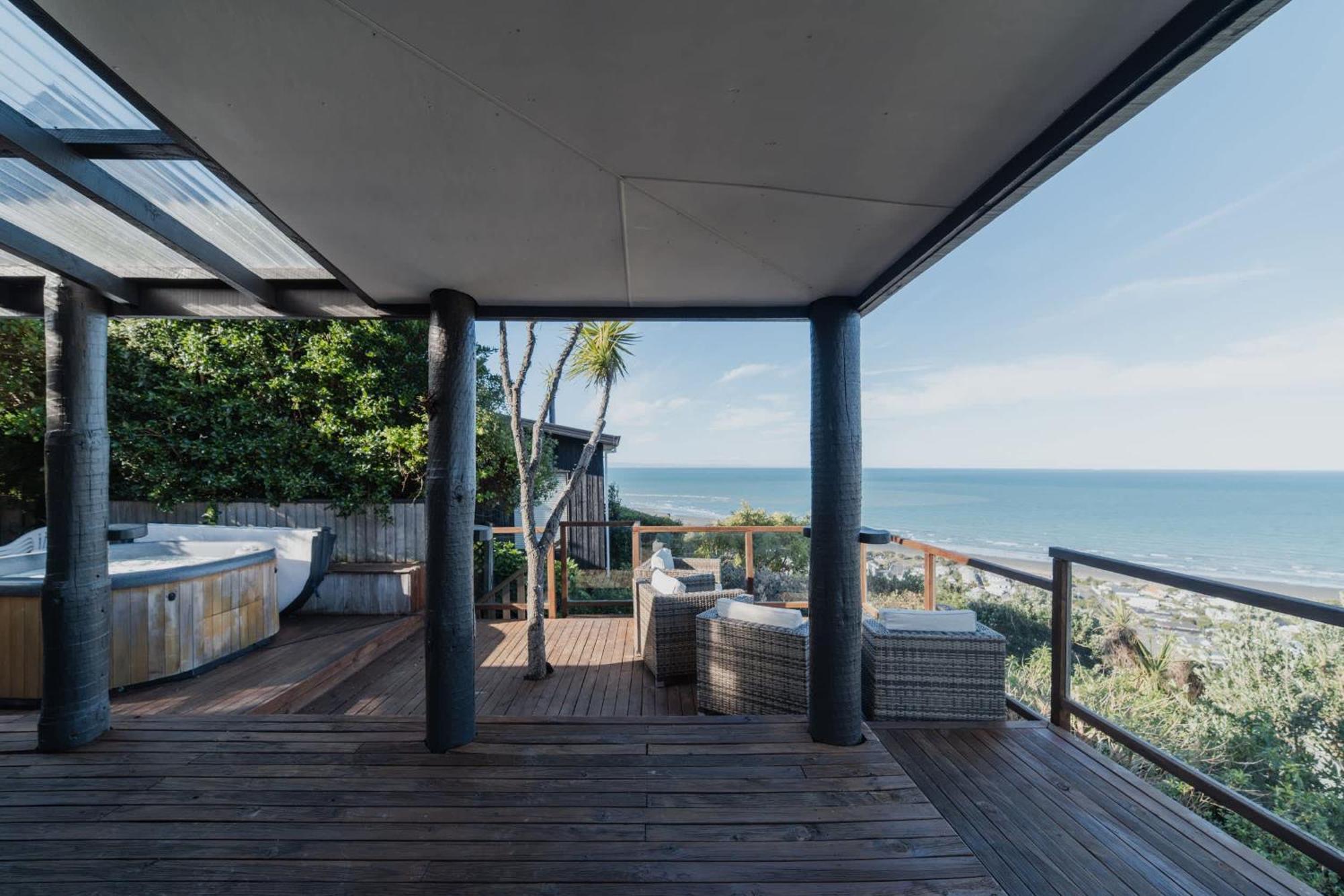 The Ultimate Cecil Wood - Hot Tub Bbq & Views