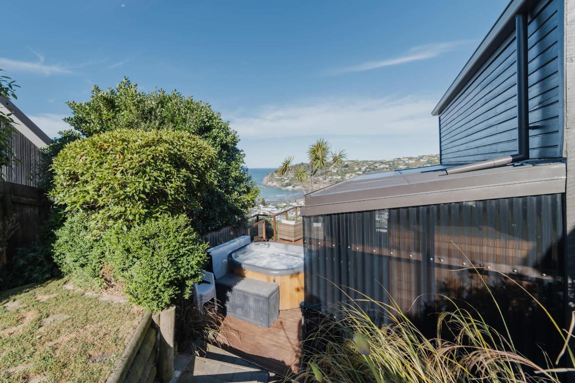 The Ultimate Cecil Wood - Hot Tub Bbq & Views Holiday home *