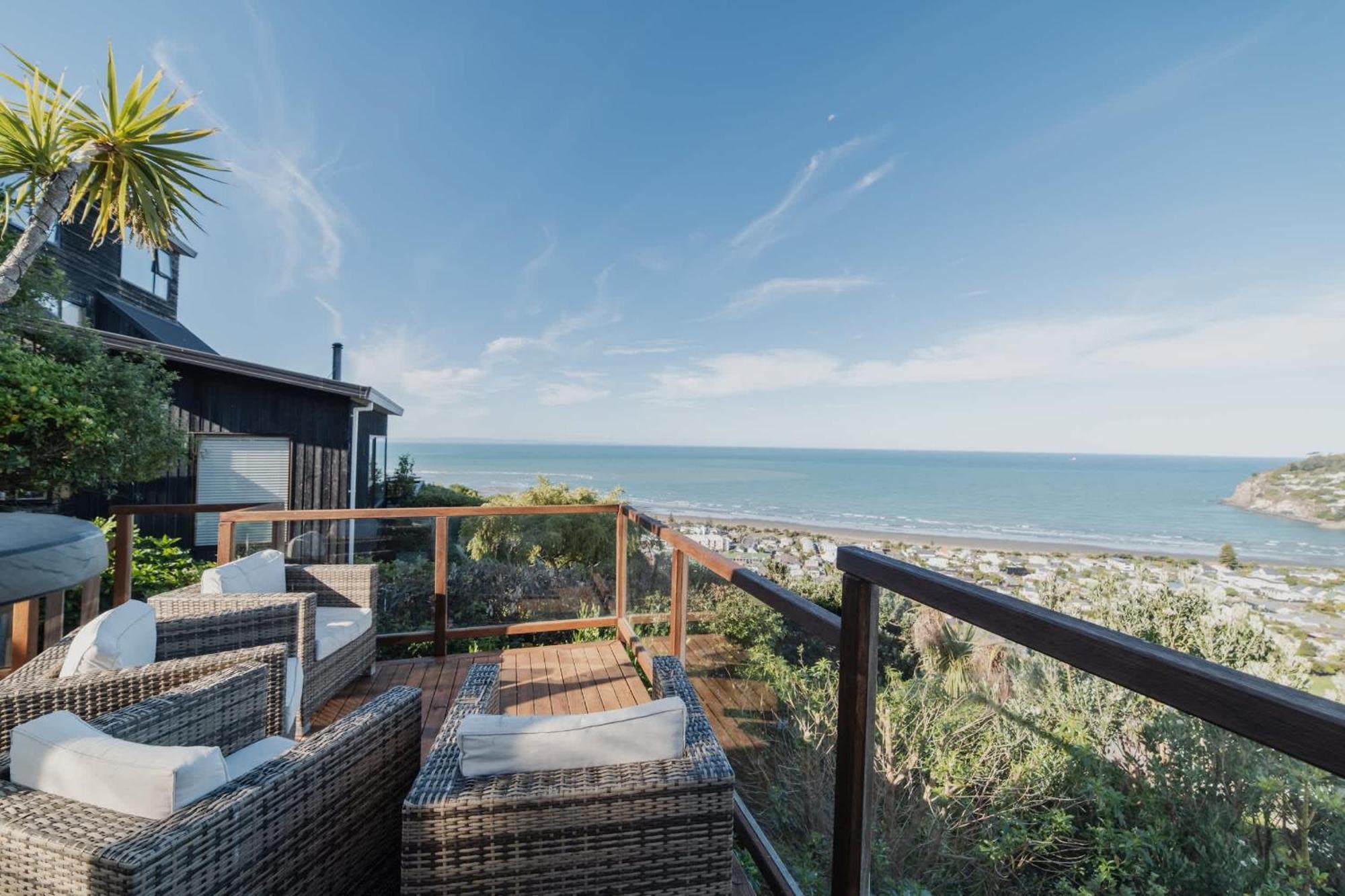 The Ultimate Cecil Wood - Hot Tub Bbq & Views *