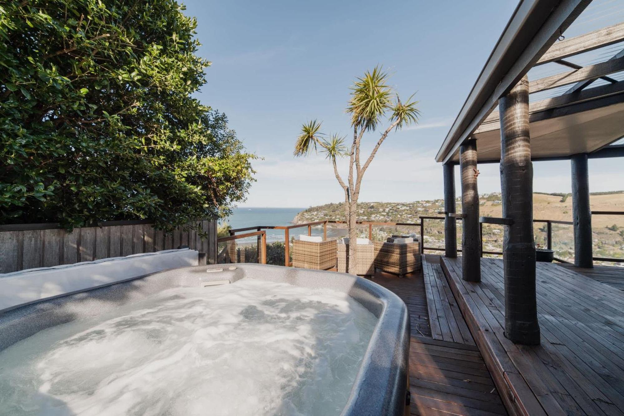 The Ultimate Cecil Wood - Hot Tub Bbq & Views Holiday home