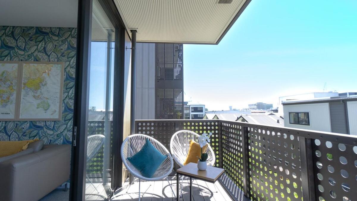Superb Complex- 2 Bedroom- Smart 49tv Christchurch