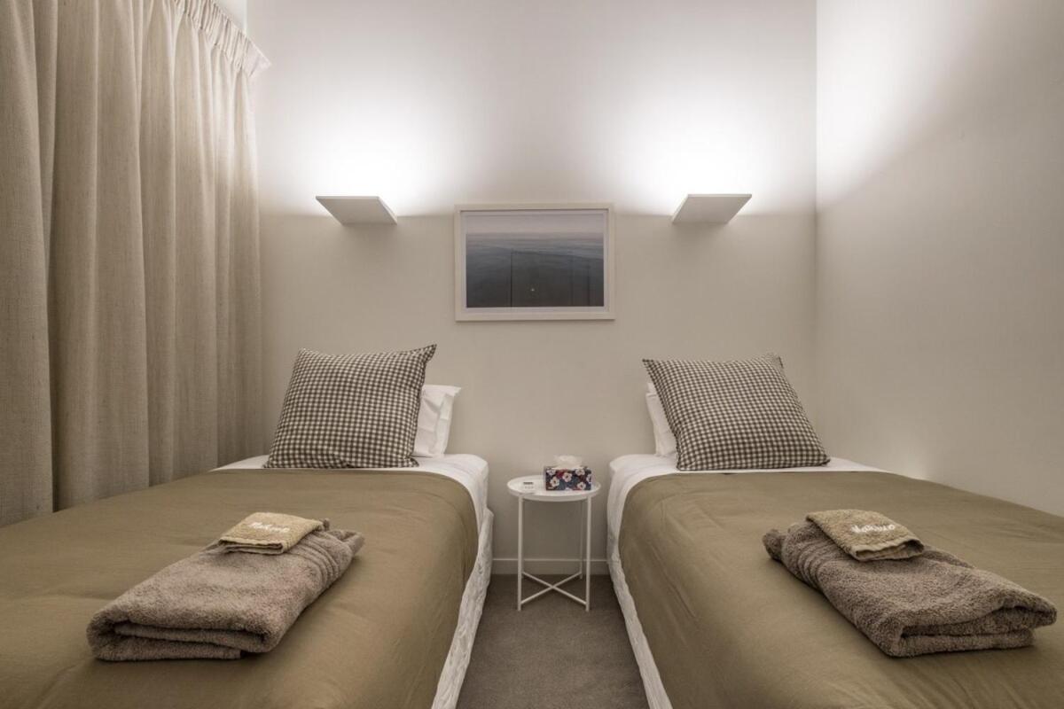 Premium 3bed With Gated 2 Car Parks * Christchurch