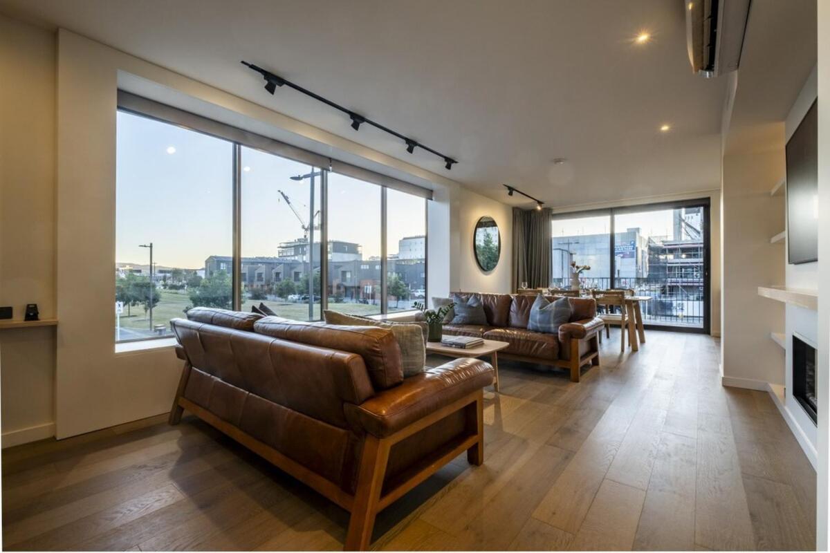 Premium 3bed With Gated 2 Car Parks * Christchurch