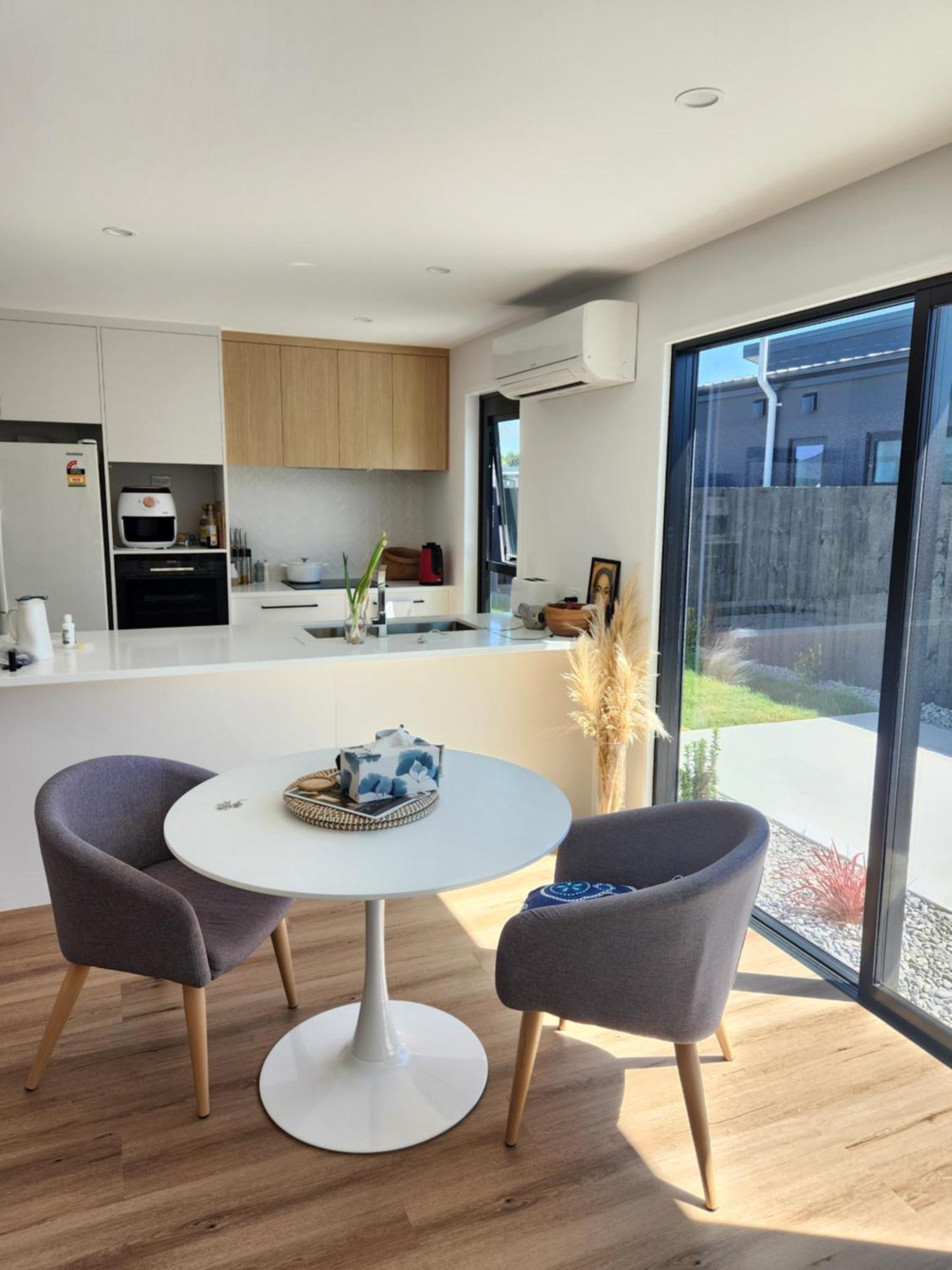 Homestay * Christchurch