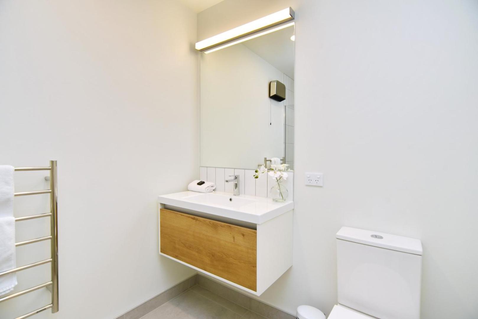 188 On Hereford- Apartment *