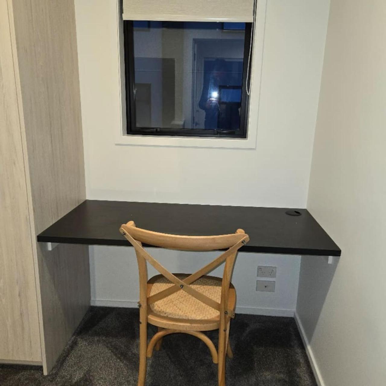 Aberdeen One Bed Cbd Apartment *